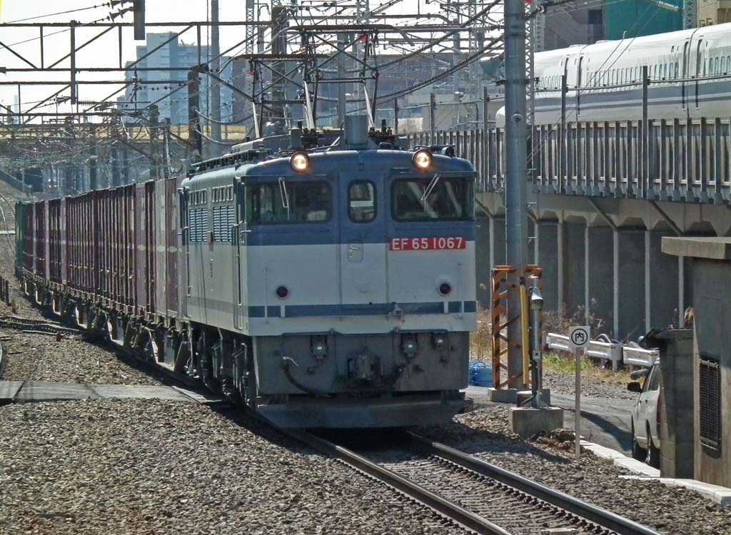 EF65-1067